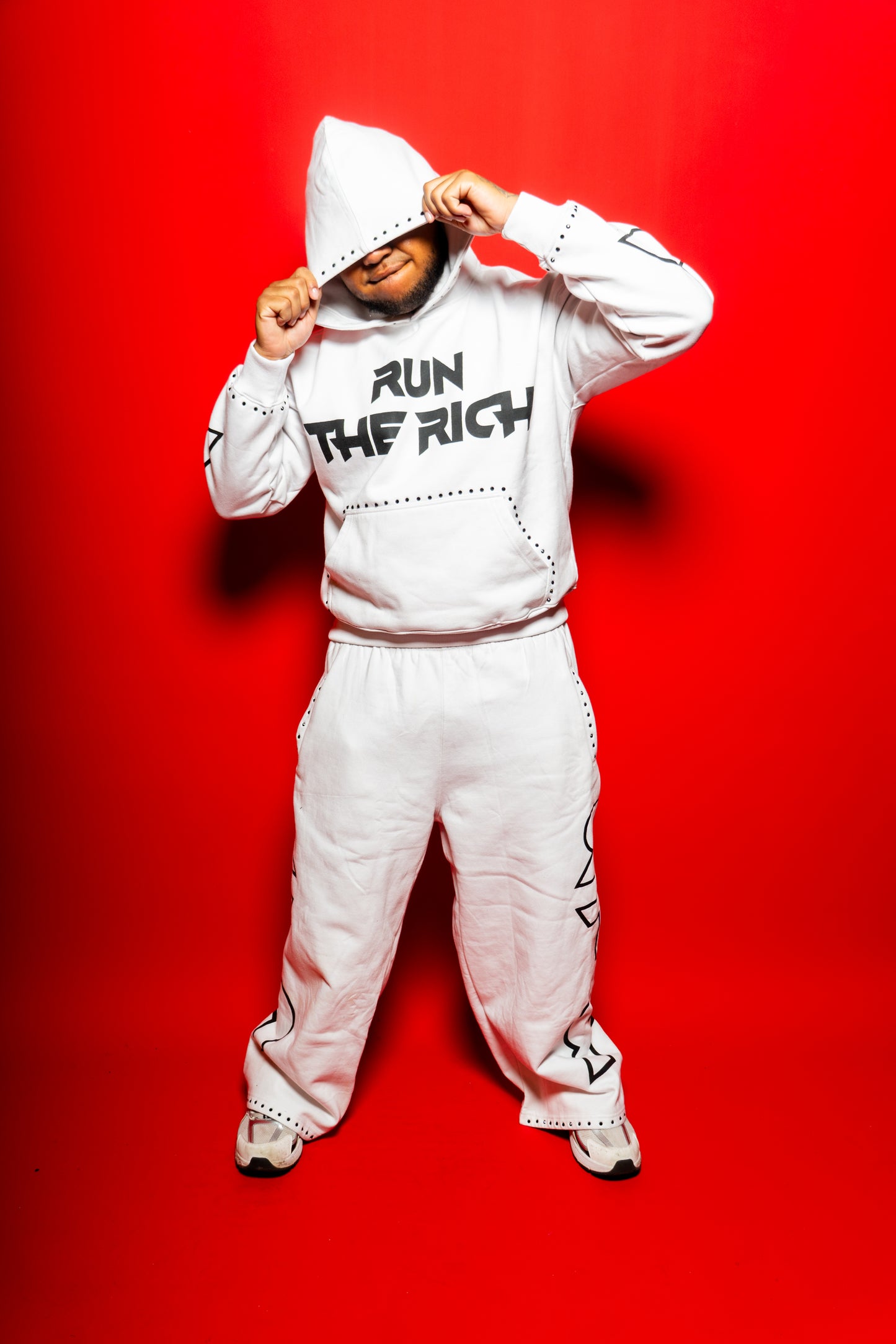 "PAID IN STONES" HOODIE (WHITE)
